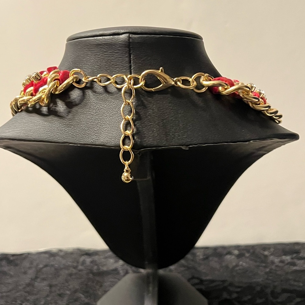 Elegant Red Gold Rhinestone Statement Chain Necklace - Picture 3 of 9